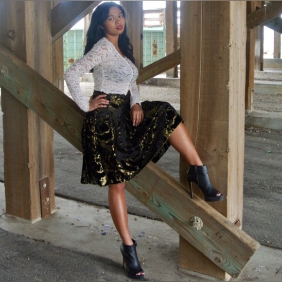 Cream All Lace Top - Picture 2 of 8